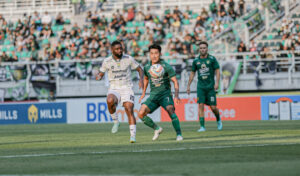 Persib vs Persebaya Clash: Comeback Boost for Persib, Midfield Power for Persebaya – Who Takes the Win?